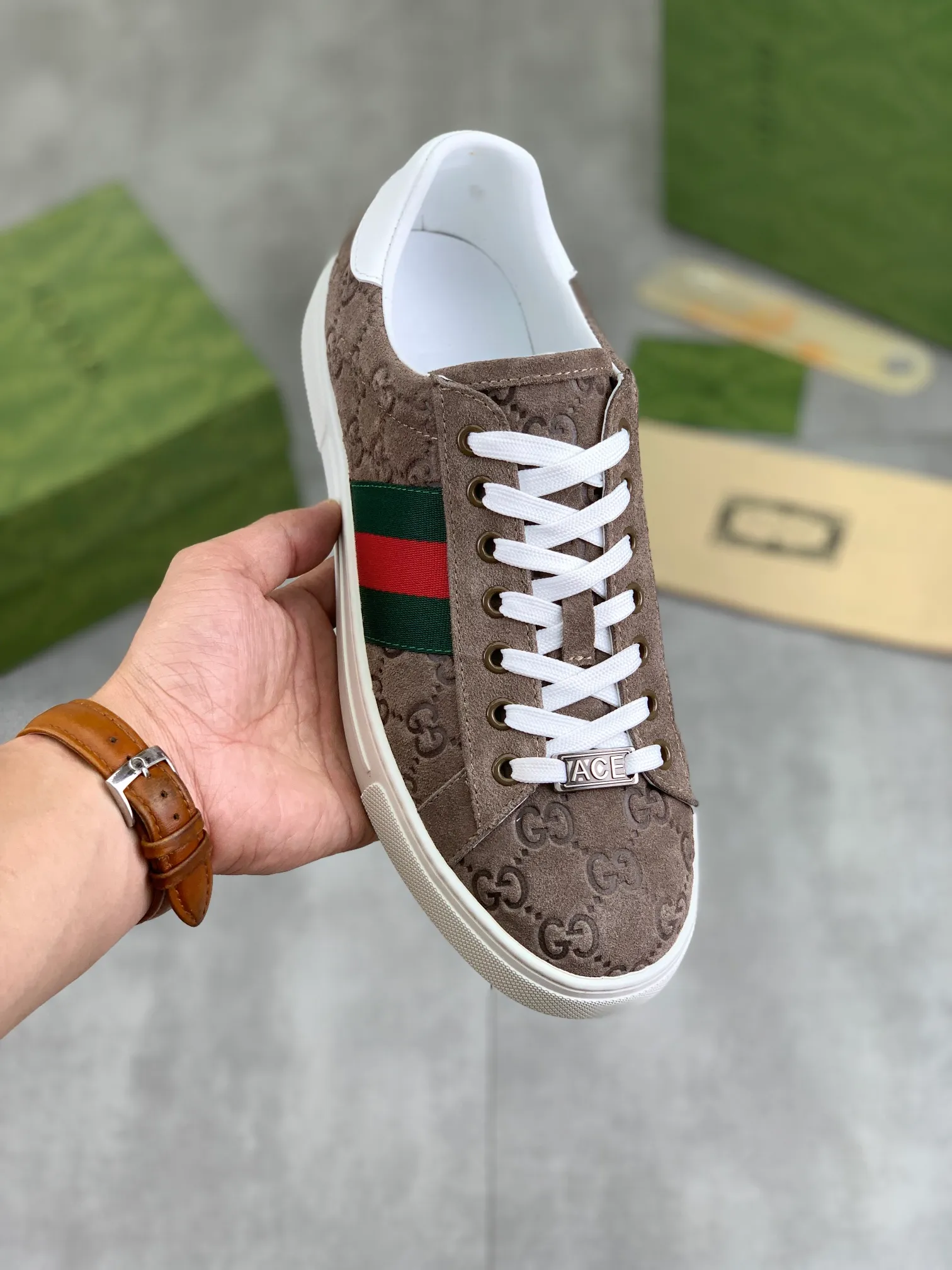 Men's shoes 💰P440💰 [New model] (GUCCI) official website's latest 🎁🎁casual and fashionable men's shoes 👟, hot style 💥 style is simple and elegant, exclusive for trendy men. Unique official website's latest brand double G elements 👑Original Gucci decoration, fashionable and generous, the fabric is original frosted calfskin ✅Fully imported first-layer pigskin lining, the official website specifies wear-resistant, lightweight original rubber casual outsole, the classic model is taken in kind at the counter🎬38-44 4️⃣ colors available